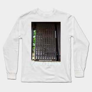 Himeji Castle Park Entrance Gate. Japan Long Sleeve T-Shirt